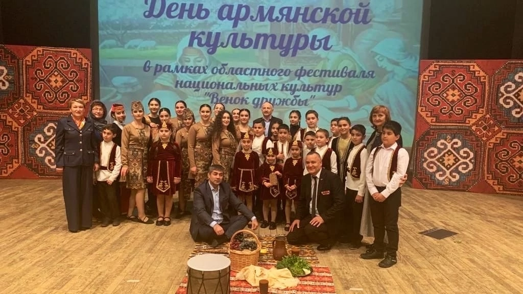 25 сентября в Пензенской филармонии в рамках областного фестиваля национальных культур Венок дружбы прошёл День армянской культуры . От РОО Татарская национально- культурная Автаномия Пе